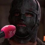 Ni programa ni programo - Quédate en tu puta casa como El hombre de la máscara de Hierro