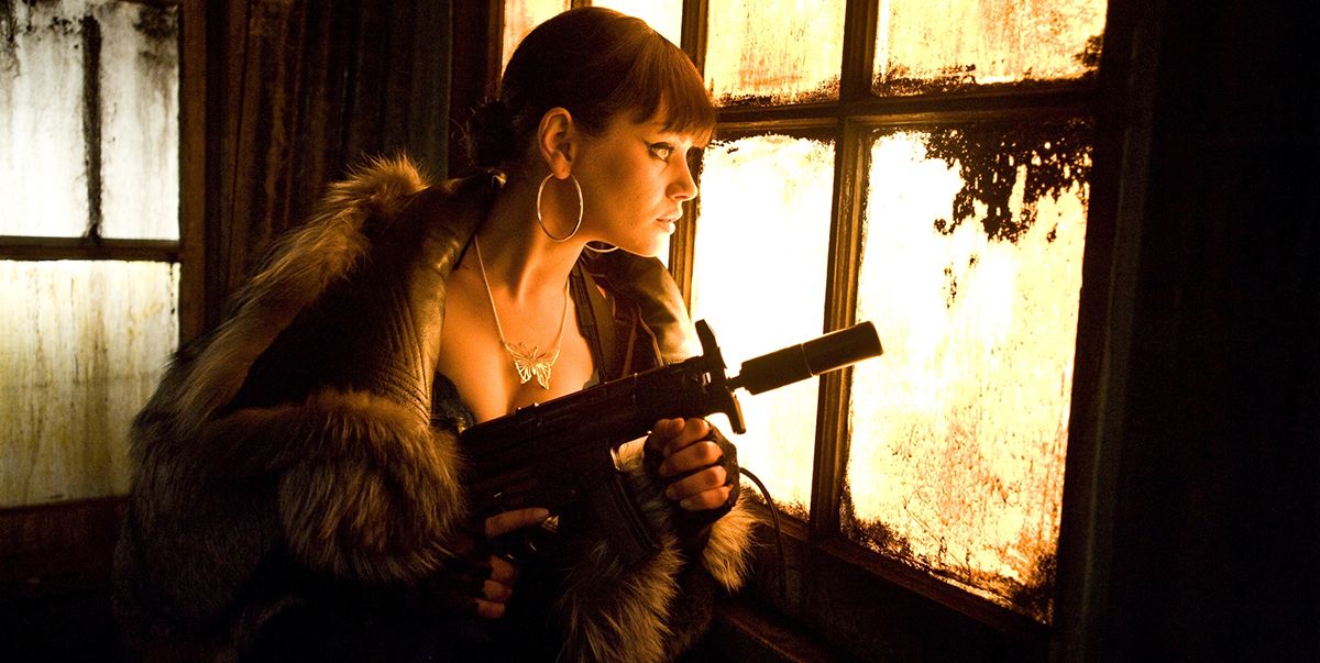 Mila Kunis en la película Max Payne
