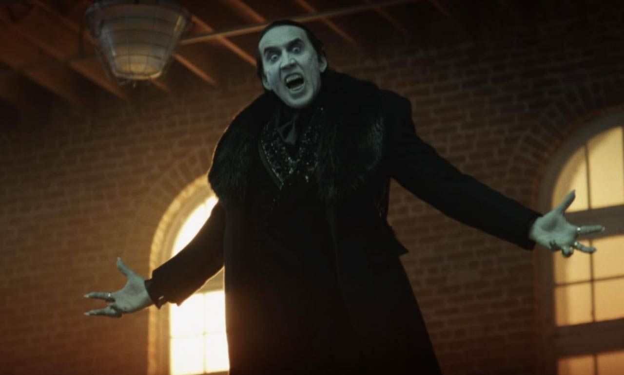 Nicolas Cage como Drácula en Renfield (2023), filmfilicos blog de cine