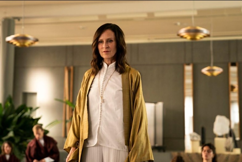 Sophie Rois en La secta (2024) filmfilicos blog de cine