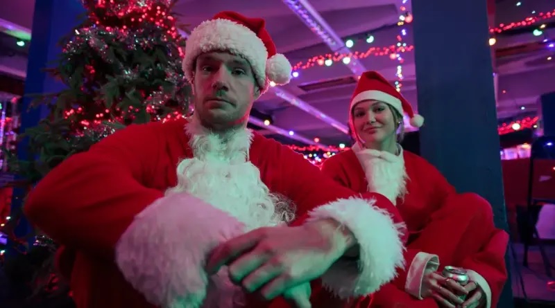 Crítica de la película de Un robo muy navideño, filmfilicos blog de cine