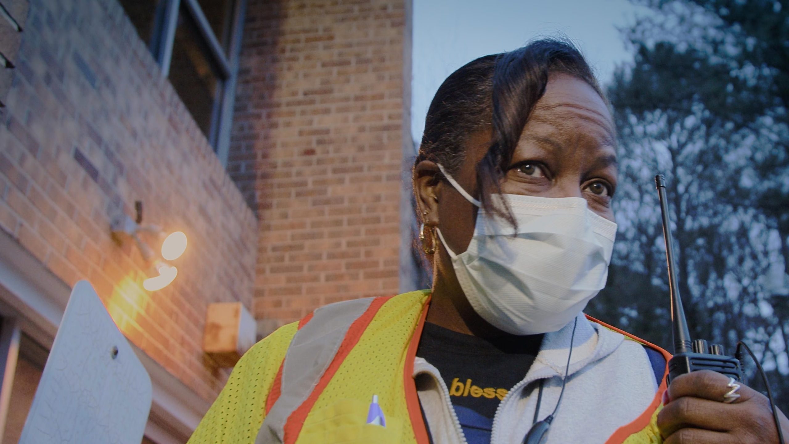 Critica del cortometraje documental El Diablo Está Ocupado, Oscars 2026, filmfilicos blog de cine