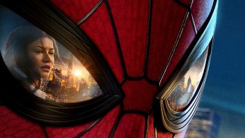 Primer plano de los ojos de Spider-Man reflejando a MJ y la ciudad en Spider-Man Brand New Day